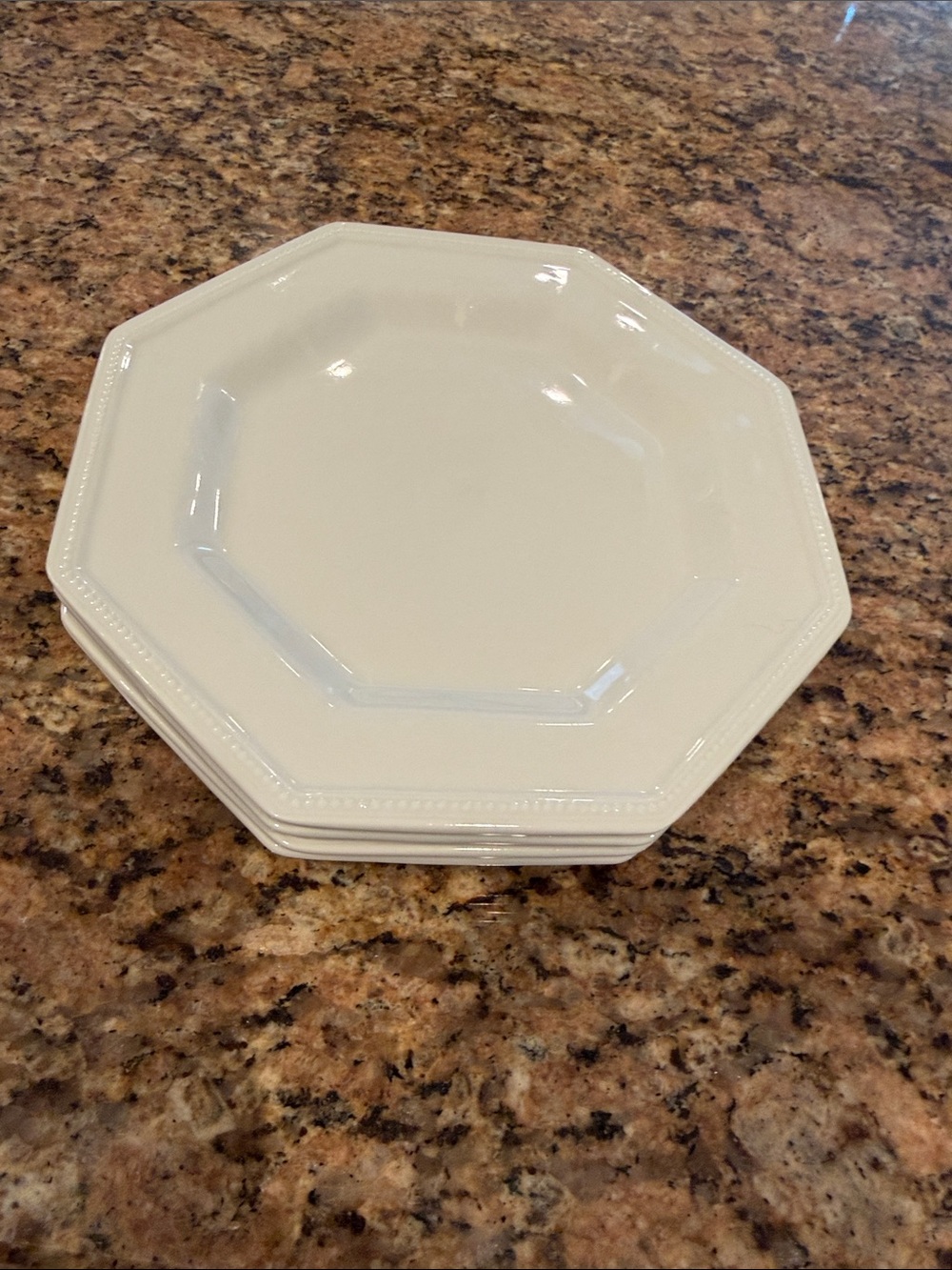 Johnson Bros. Heritage White set of 4 salad plates (7 3/4 in) octagon shape bead